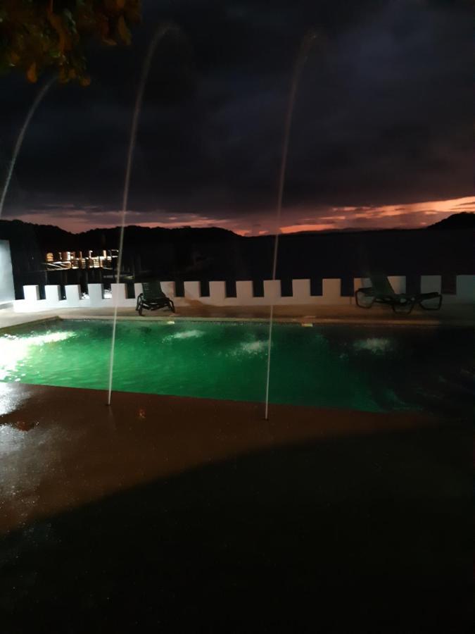 Vista Castillo Hotel Golfito Exterior photo